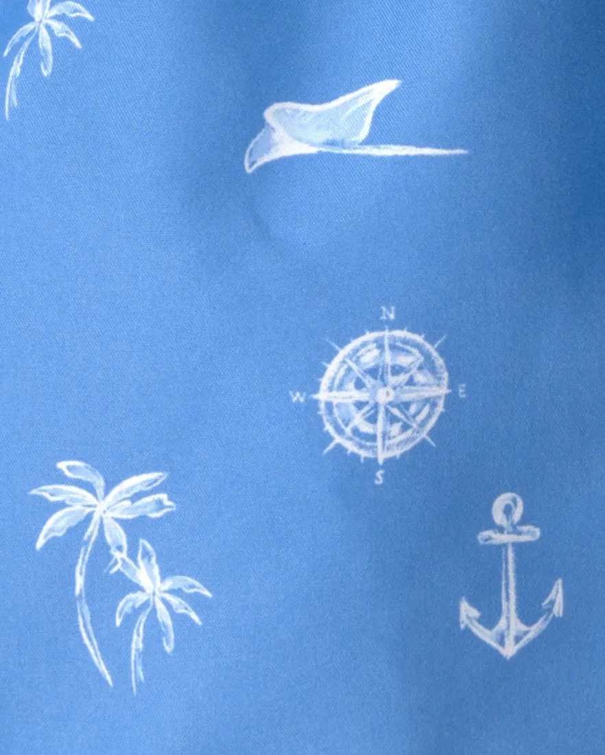 Outra vista de Short água infantil menino estampado UV 50+